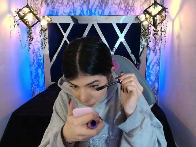 Live sex webcam photo for violetsmith #292268289