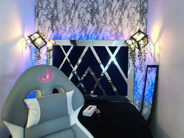 Live sex webcam photo for violetsmith #292300817