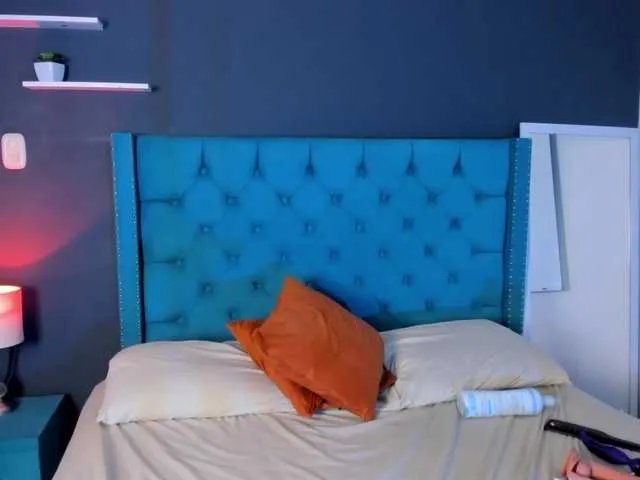 Live sex webcam photo for violett-jonne #276041576