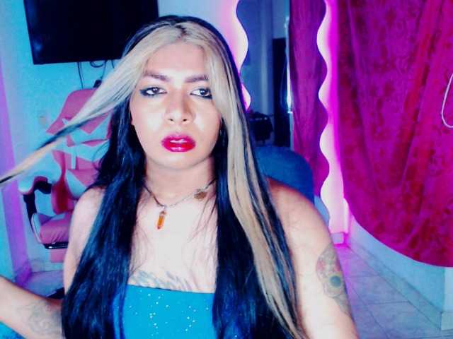 Live sex webcam photo for violett774 #291974809