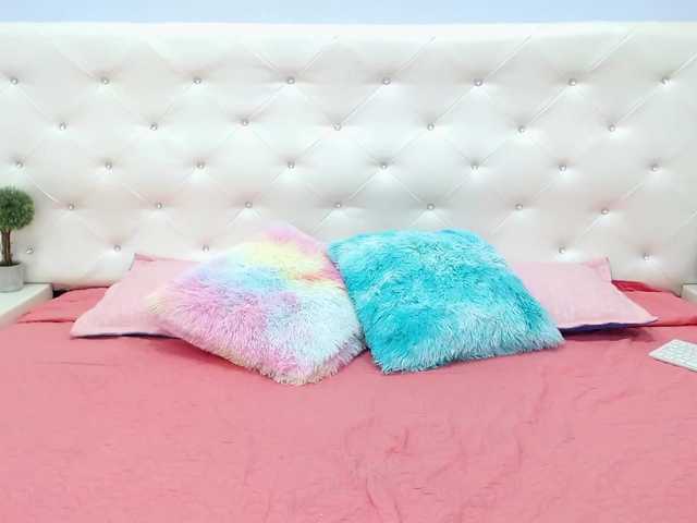 Live sex webcam photo for violettJohnso #273021453