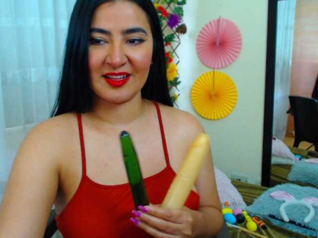 Live sex webcam photo for violetta-kim #273066648