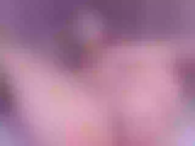 Live sex webcam photo for violetta-london #291371080
