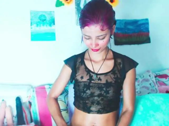 Live sex webcam photo for violettabois #276600289