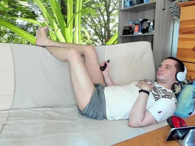 Live sex webcam photo for viraglaci89 #274637141