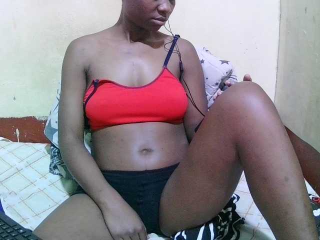 Live sex webcam photo for viva-sweet #291410628