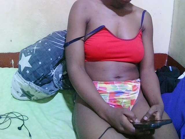 Live sex webcam photo for viva-sweet #291622299