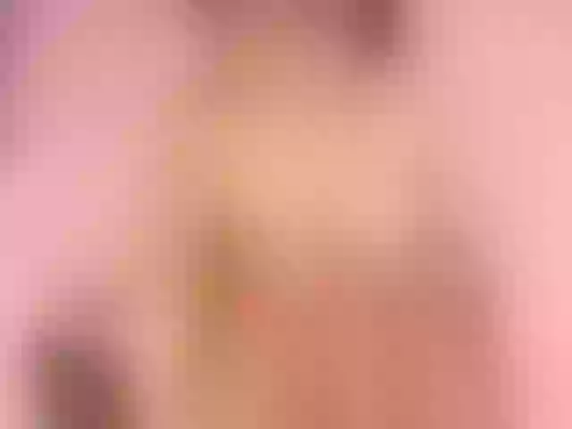Live sex webcam photo for vivi-luv1 #292245894