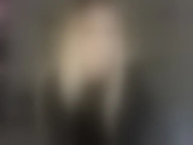 Live sex webcam photo for vivianyyy #292429889