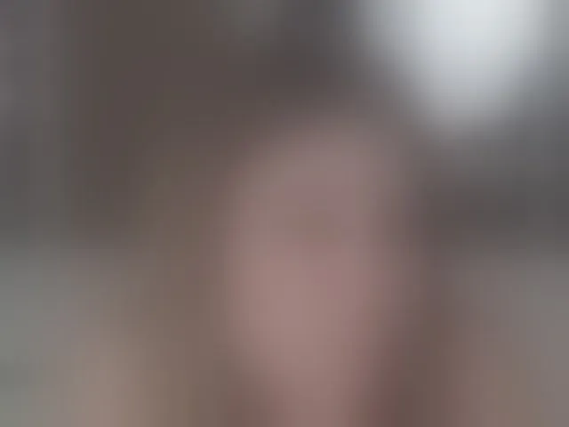 Live sex webcam photo for vivianyyy #294055399