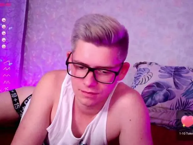 Live sex webcam photo for vladcat23 #274414816