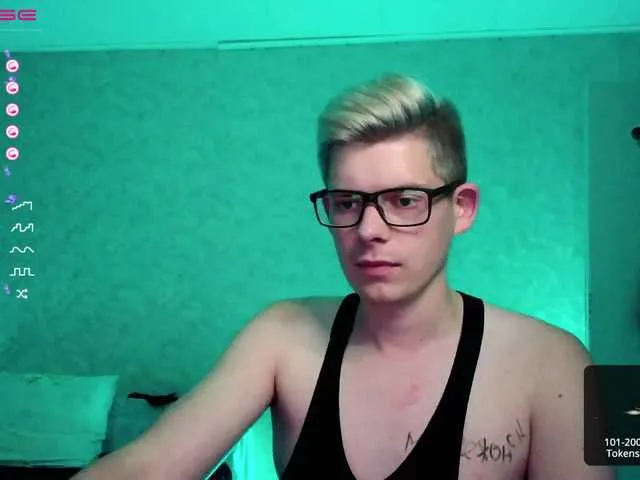 Live sex webcam photo for vladcat23 #274524553
