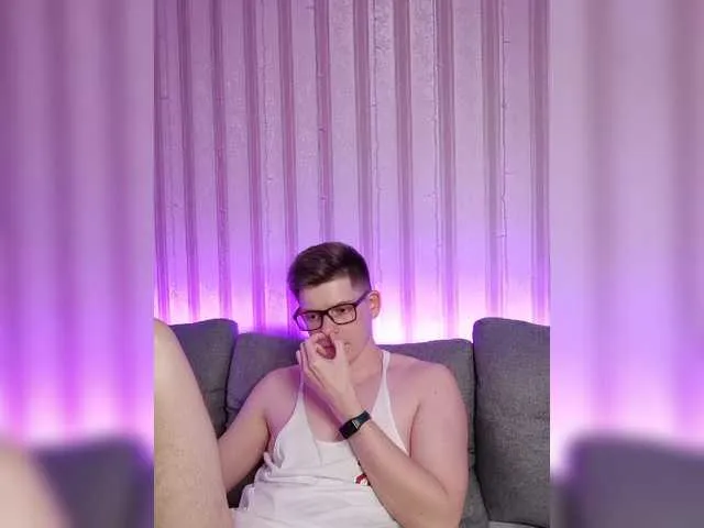 Live sex webcam photo for vladcat23 #276123868