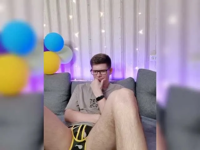 Live sex webcam photo for vladcat23 #276205977