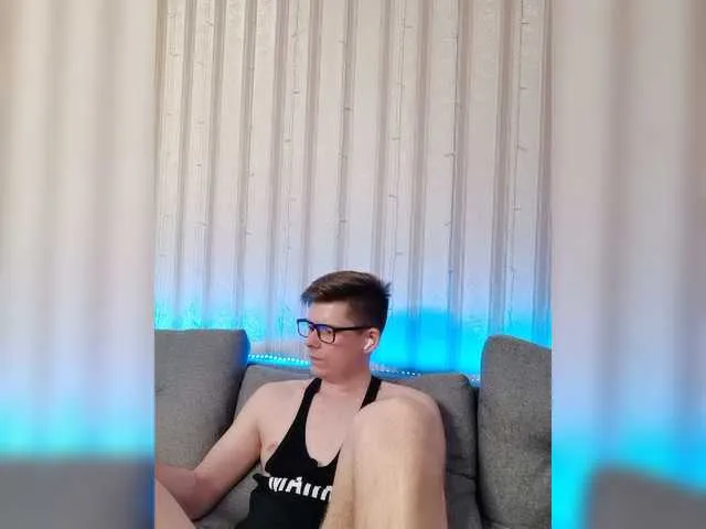 Live sex webcam photo for vladcat23 #276377811
