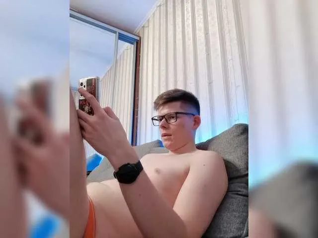 Live sex webcam photo for vladcat23 #276441660