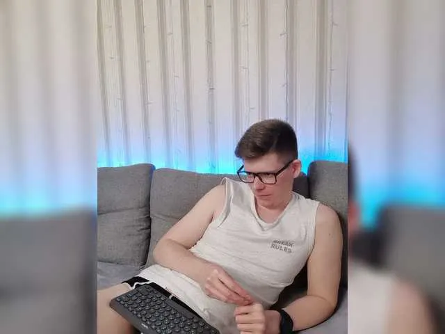 Live sex webcam photo for vladcat23 #276490840
