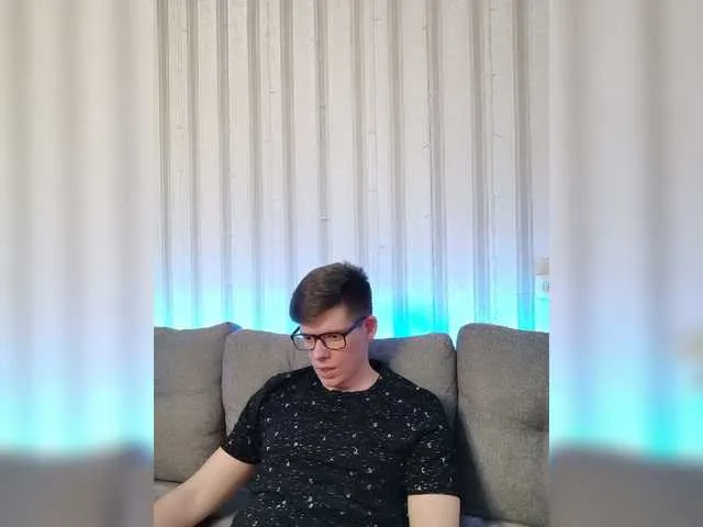 Live sex webcam photo for vladcat23 #276733844