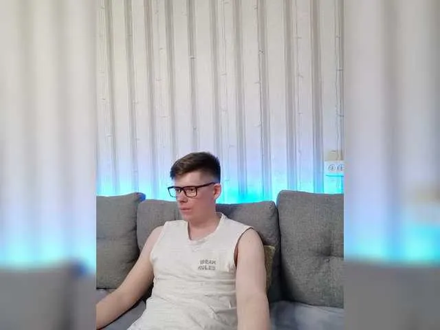 Live sex webcam photo for vladcat23 #276761218