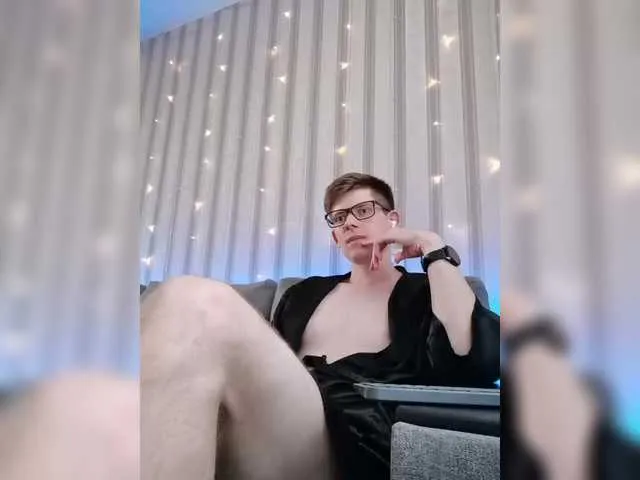 Live sex webcam photo for vladcat23 #280695602