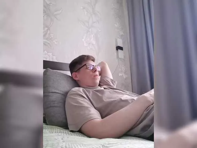 Live sex webcam photo for vladcat23 #289111529