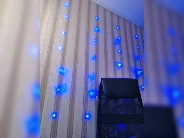 Live sex webcam photo for vladcat23 #290367199