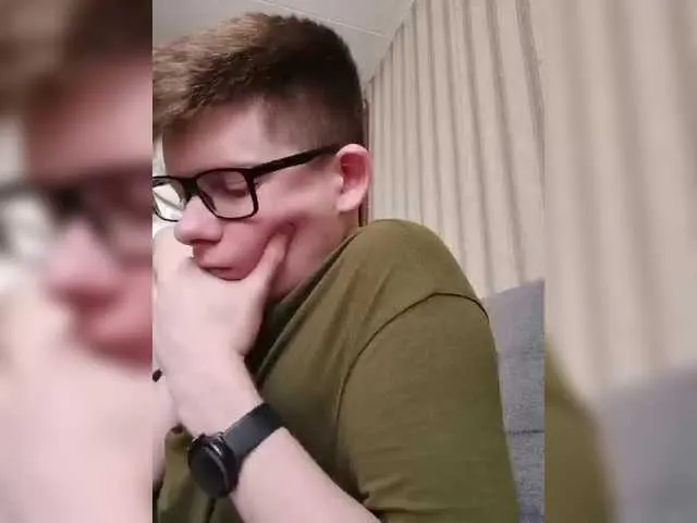 Live sex webcam photo for vladcat23 #290445977