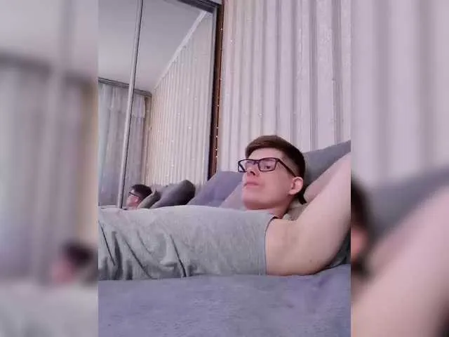 Live sex webcam photo for vladcat23 #290655641