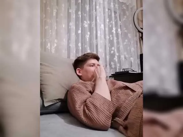 Live sex webcam photo for vladcat23 #290758640