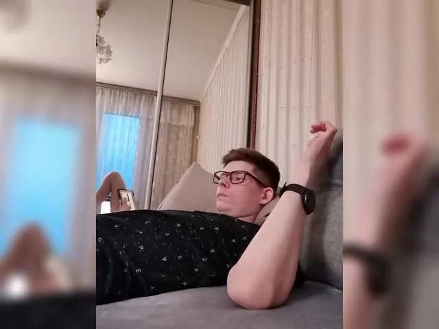 Live sex webcam photo for vladcat23 #290903788