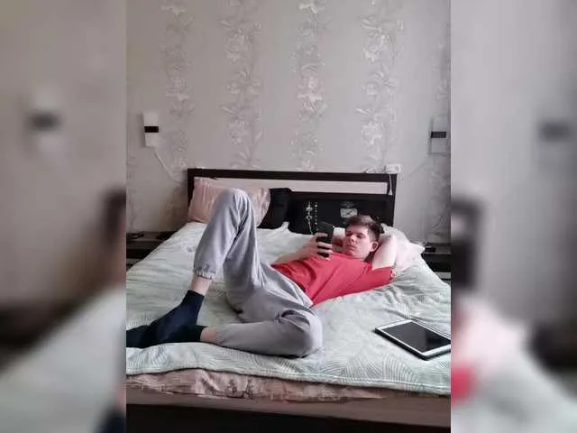 Live sex webcam photo for vladcat23 #290977121