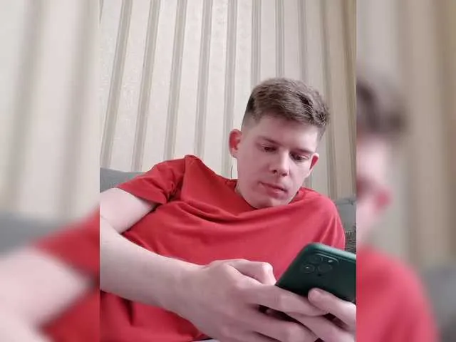 Live sex webcam photo for vladcat23 #291184352