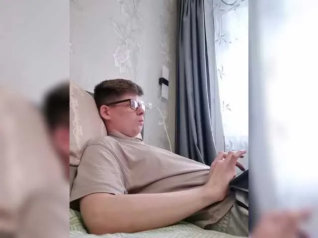 Live sex webcam photo for vladcat23 #291777103