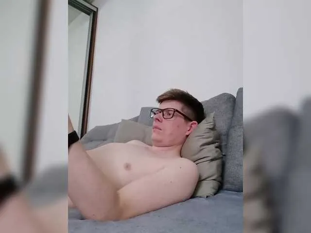 Live sex webcam photo for vladcat23 #291975084