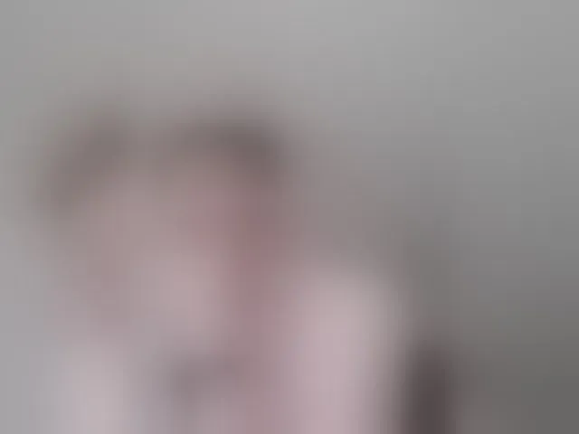 Live sex webcam photo for vladcat23 #293392366