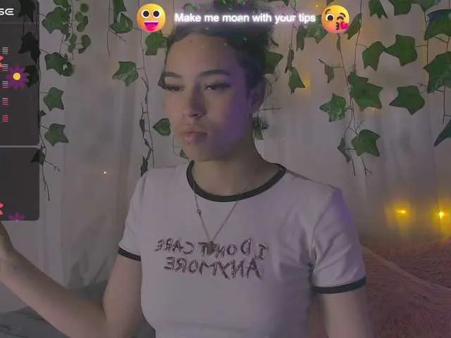 Live sex webcam photo for vvalyys #276246859