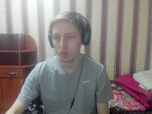 Live sex webcam photo for w0yij #271785865