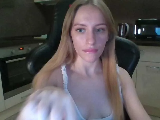 Live sex webcam photo for weaksii #292243591