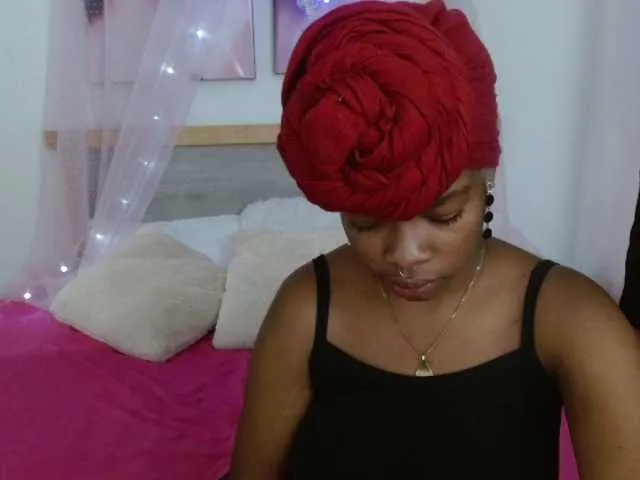 Live sex webcam photo for wendy-heinz #273673511