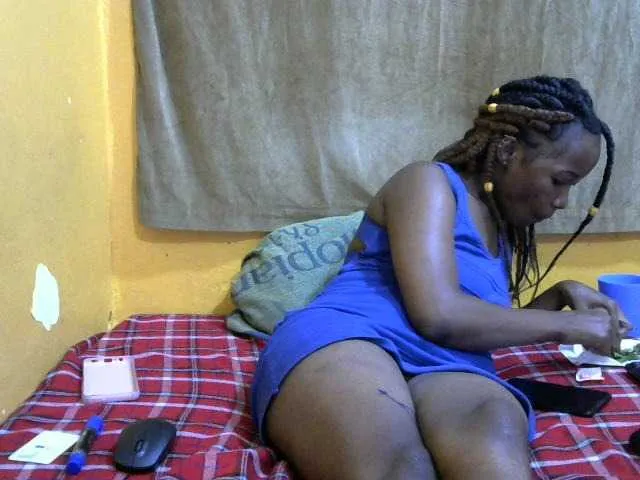 Live sex webcam photo for wet-doll1 #278097536