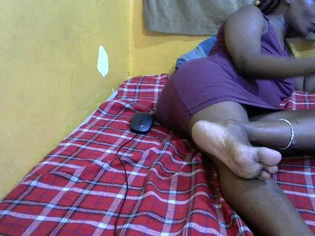 Live sex webcam photo for wet-doll1 #278158280