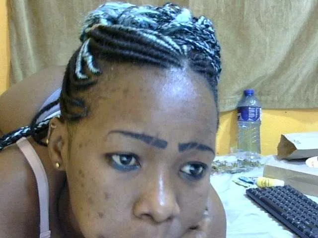 Live sex webcam photo for wet-doll1 #278292839