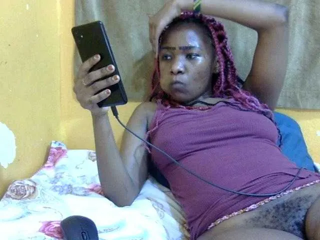 Live sex webcam photo for wet-doll1 #287956326