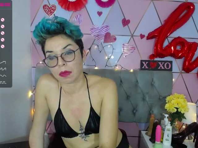 Live sex webcam photo for wetFrida #272407229