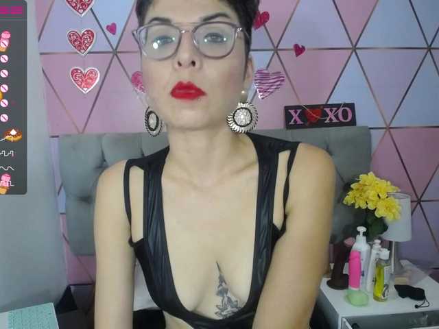 Live sex webcam photo for wetFrida #273391764