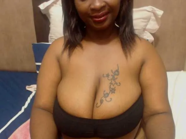 Live sex webcam photo for wetcreamy21 #272194026