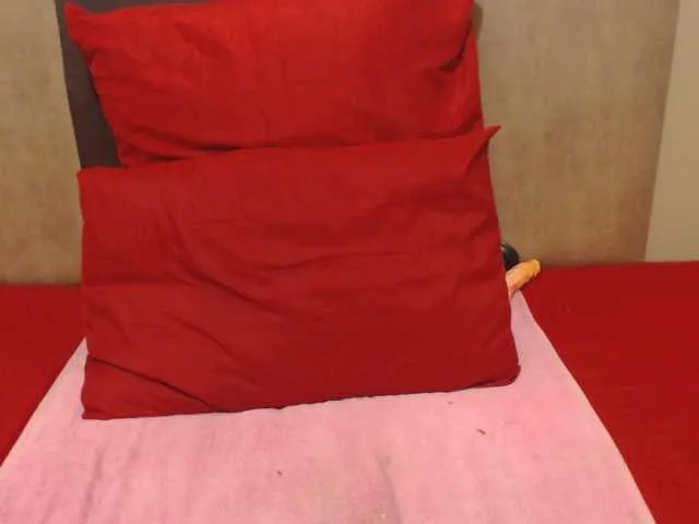 Live sex webcam photo for wetcreamy21 #272598660