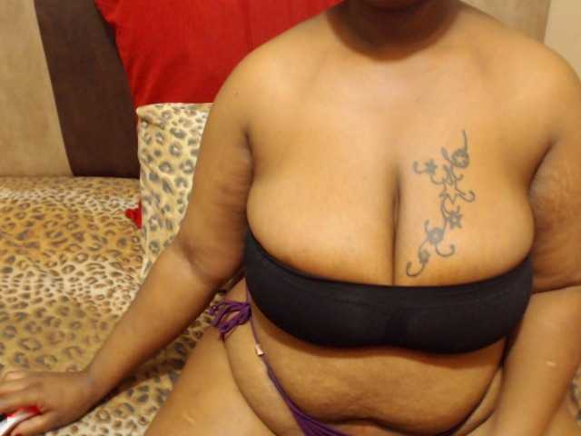 Live sex webcam photo for wetcreamy21 #273026123