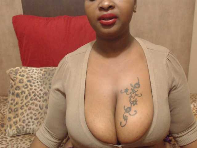 Live sex webcam photo for wetcreamy21 #273129873