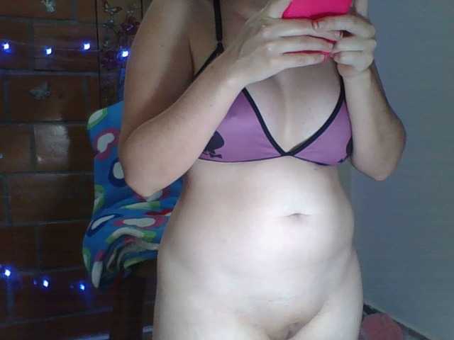 Live sex webcam photo for wetjannisxx #273388222